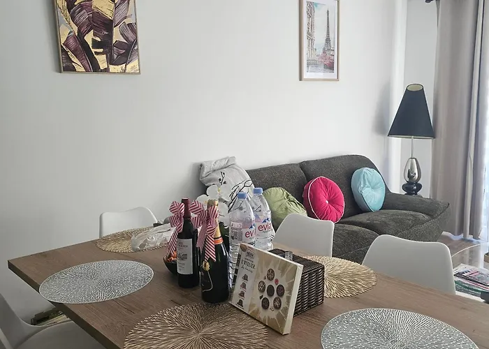 Casamia * אמיינס